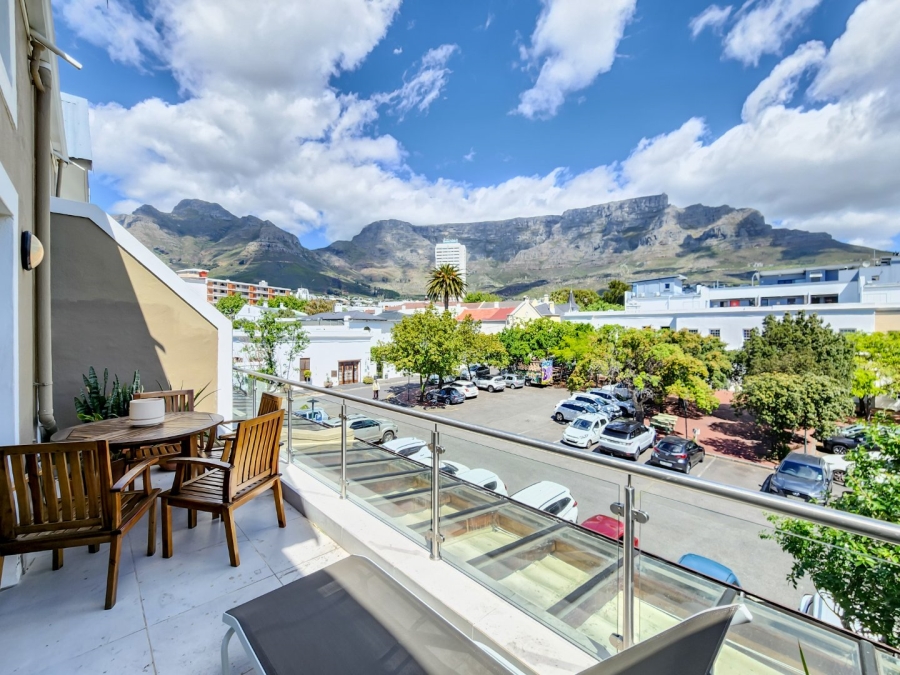 2 Bedroom Property for Sale in Gardens Western Cape